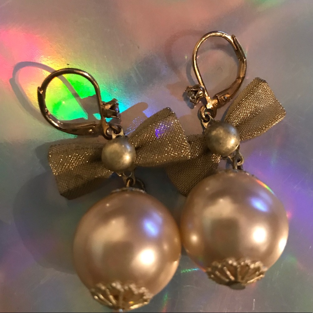 Pearl bow vintage crystal earrings Betsey Johnson